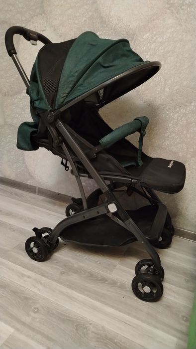 Продам коляску чемодан