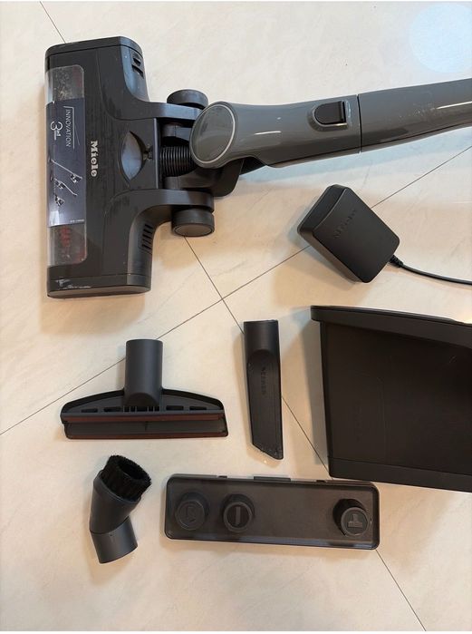 Miele Triflex HX1 Grey SMUL0 – безжична 3-в-1 прахосмукачка.