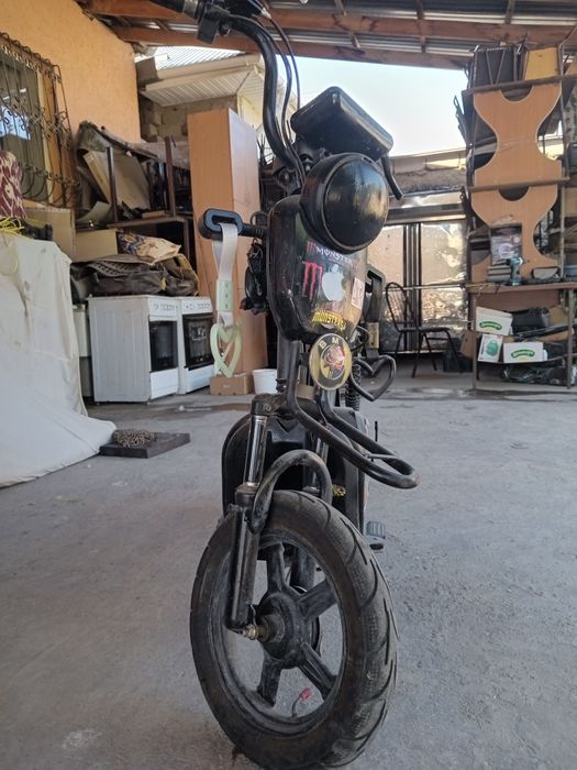 Продам скутер vitro