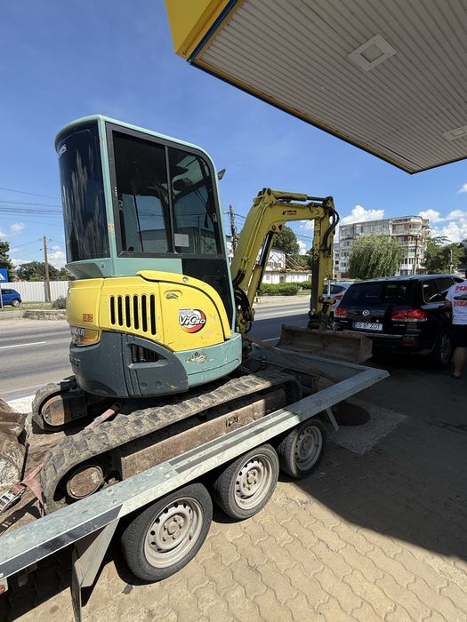 Miniexcavator de închiriat 3.5T/5T Transport Basculabil