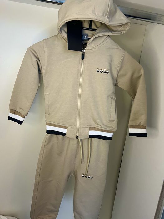 Seturi de copii disponibile de la 3 luni la 3 ani