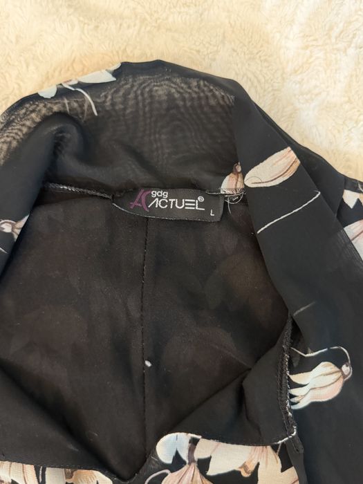 платье черное в цветочек