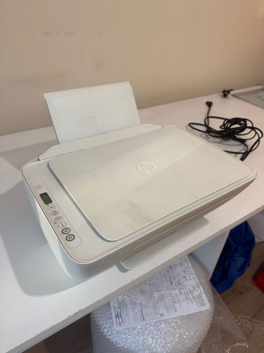 Принтер HP DeskJet 2710