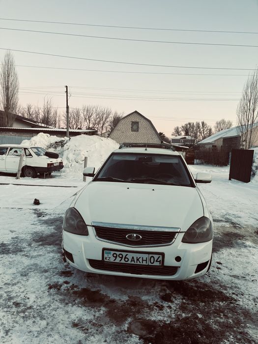 Продам приора 2 универсал 2012г