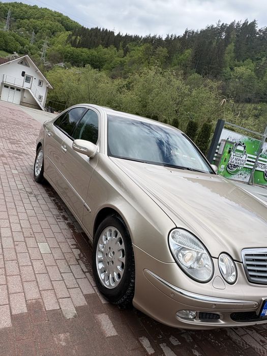Vând Mercedes E220 CDI Manual W211