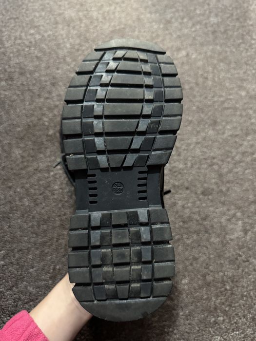 Продам обувь, почти повые