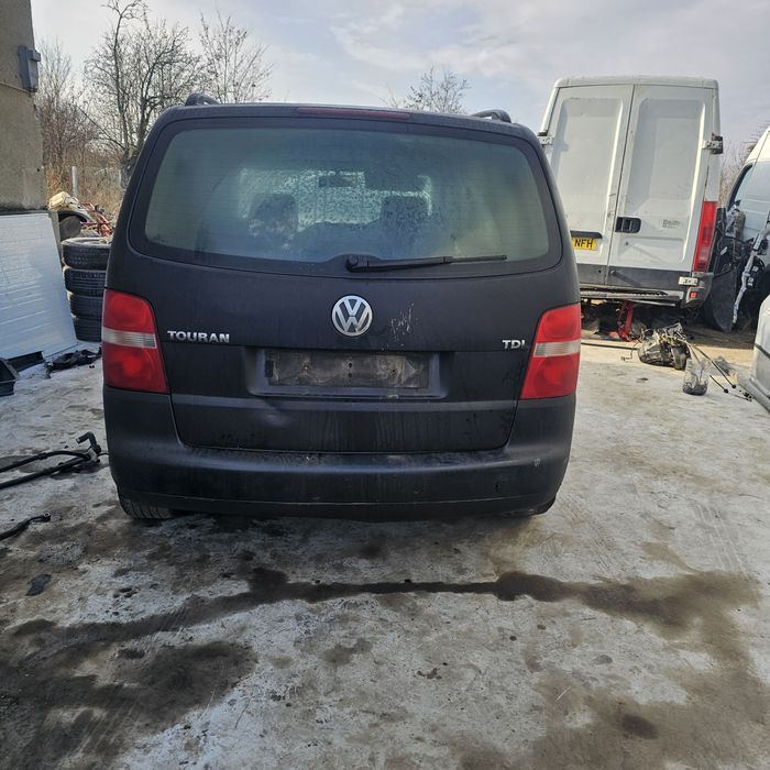 VW Touran 1.9TDI 105kc BKC
НА ЧАСТИ САМО!