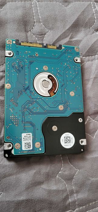HITACHI 750Gb HDD Sata fuctional stare 98 Performanta 100  de 5400Rpm