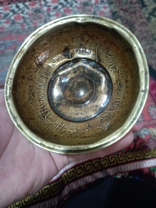 Qadimgi piyolalar antikvar kolleksiya