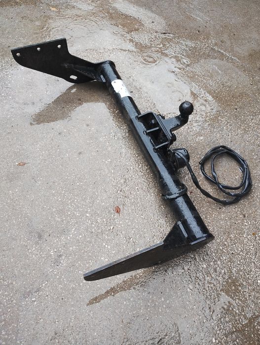 Теглич за Форд Транзит