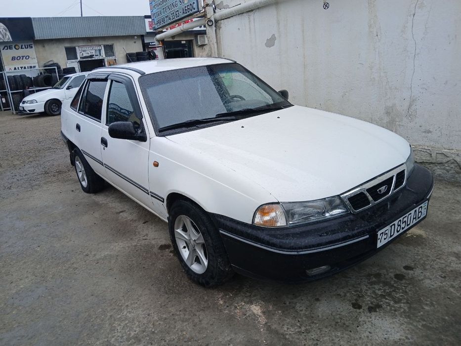 Nexia 1 xolati yaxshi polik chixol bor mator yaxshi kamchilik yoq