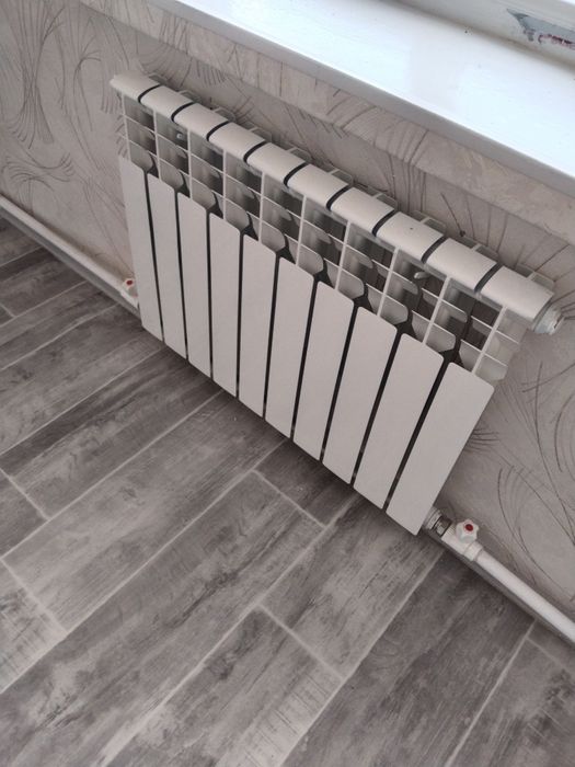 Продам 2-х комнатную. ЕВРОРЕМОНТ. Первый этаж. ( Янгиюль  кирпич дом)