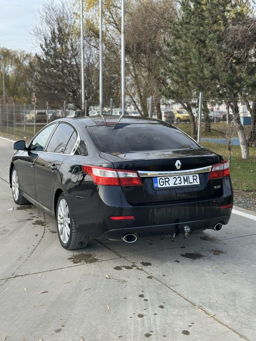 Vand Renault Latitude 3.0d v6