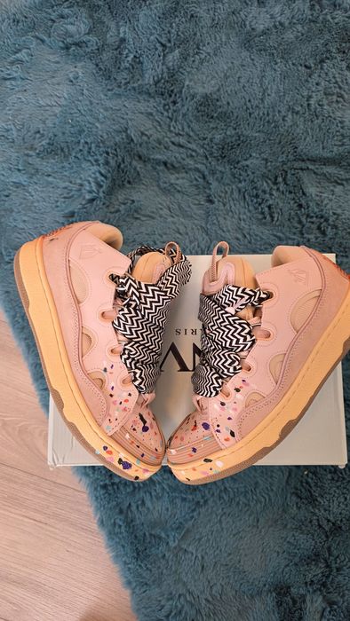 Vand lanvin alb 38 roz graffiti