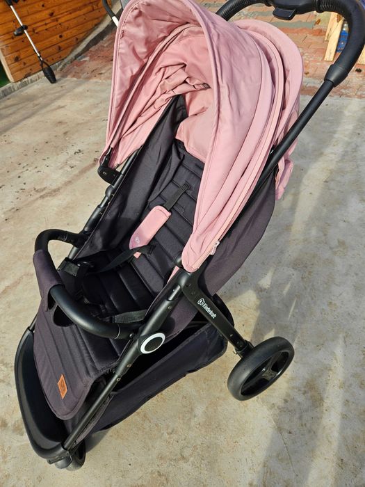 Vând cărucior KinderKraft grande plus și pătuț Kinderkraft