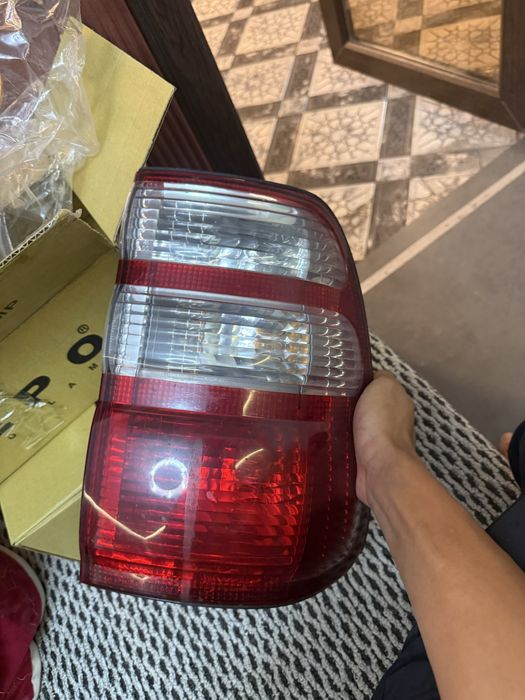 Продам стоп фонари крузак 105