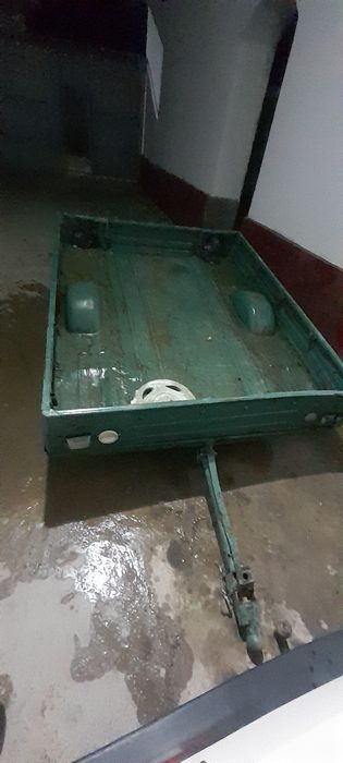 Прицеп жигуловиски сотилади