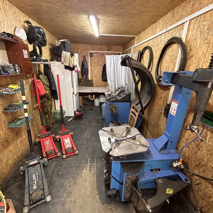 Продам Контейнир 20ф тон