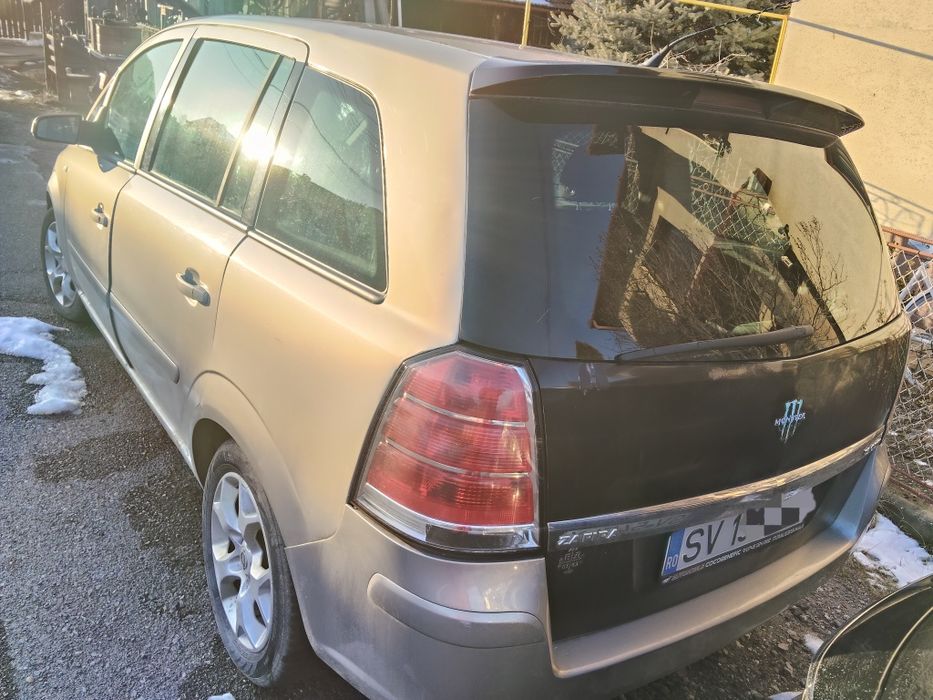 Opel Zafira b 1,9 tdci 120 cp 2006