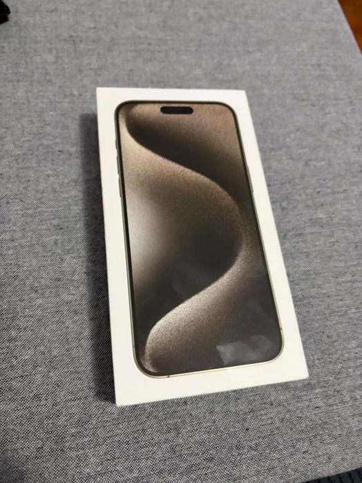 Vând IPhone 15 PRO MAX 256 Gb