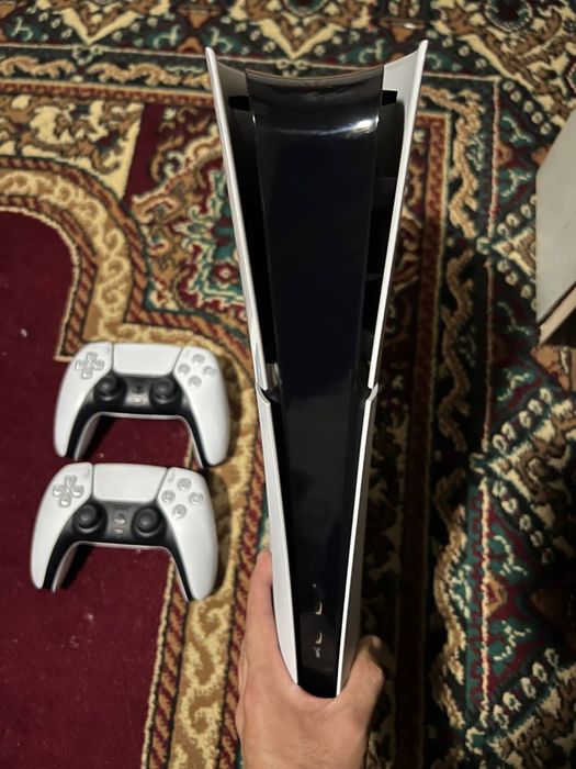 Play Station 5 Slim 1 TB