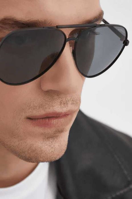 Оригинални мъжки слънчеви очила Guess Aviator -45%