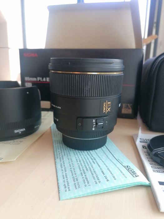 Sigma 85mm f1.4 EX DG HSM за  Nikon F