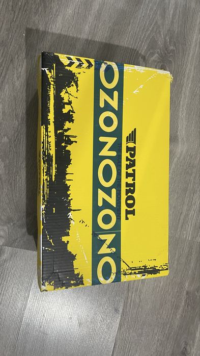 Кроссовки 40 размер