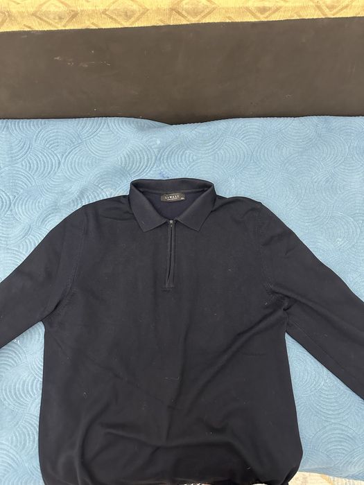 полу замок от liwali