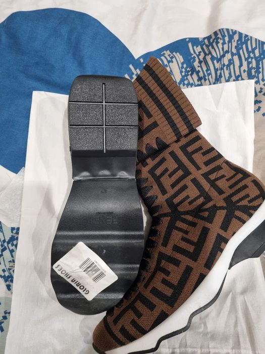 Чисто нови спортни боти