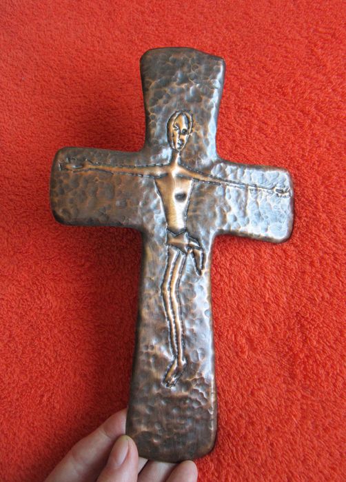 cadou rar Cruce stilizata MidCentury handmade cupru alama Germania1950