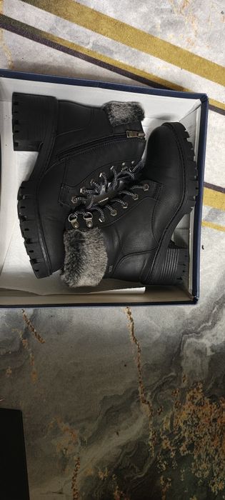 Ghete damă piele îmblănite