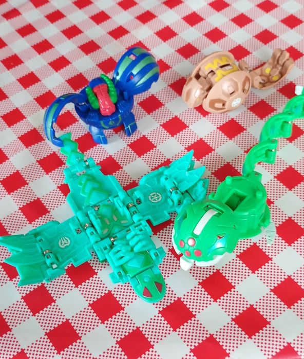 Бакуган играчки от старото аниме