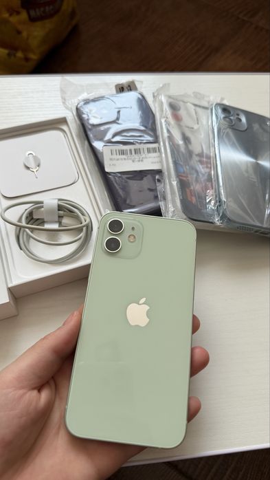 Продам Iphone 12 / 128Гб / Мятный
