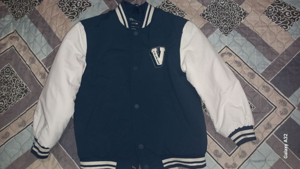 Куртка демисезонная