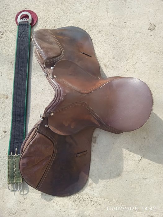 Ot mashgʻulotlari uchun universal  egar