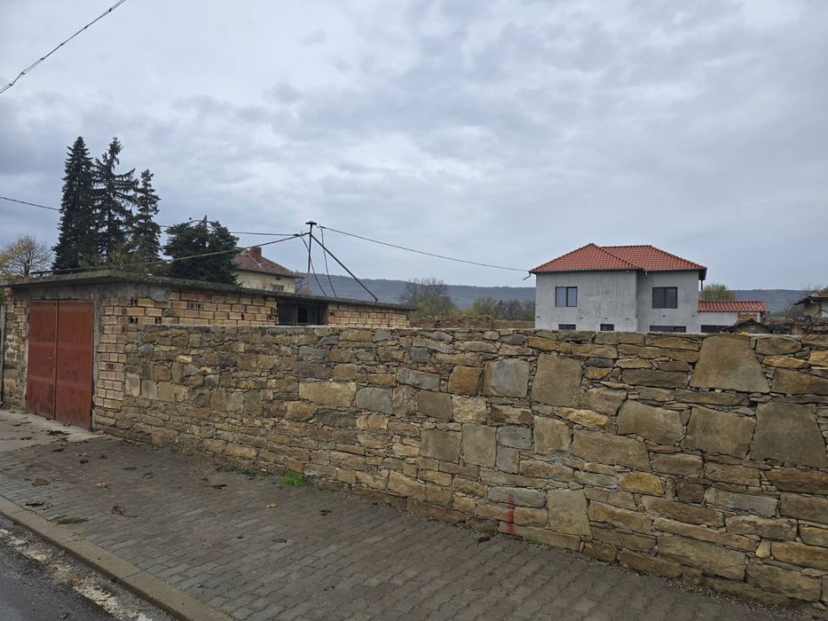 Къща в село Дичин