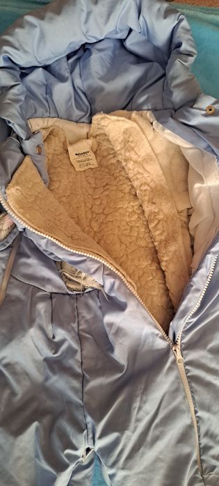 Продам детский комбинезон трансформер