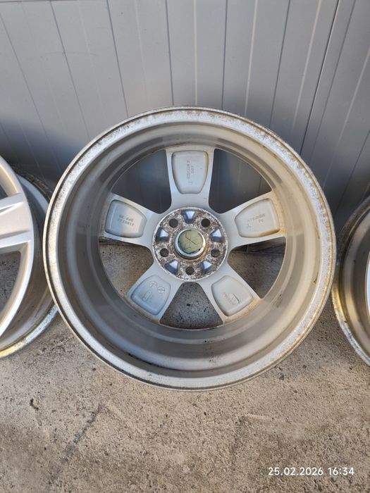 18/5/114,3-МИЦУБИШИ Оутлендър,ПЕЖО  4007,4008-перфектни