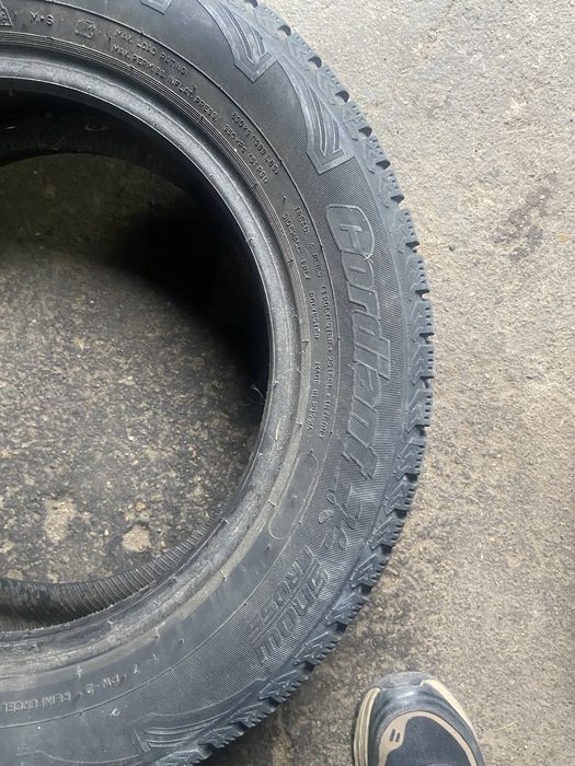 Шины 185/65/15 продам