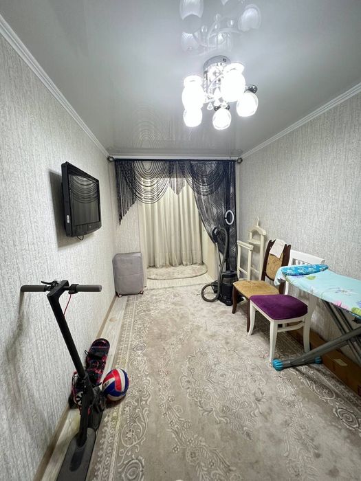 Квартира в центре 4/2/4. 2х6 балкон, срочная продажа