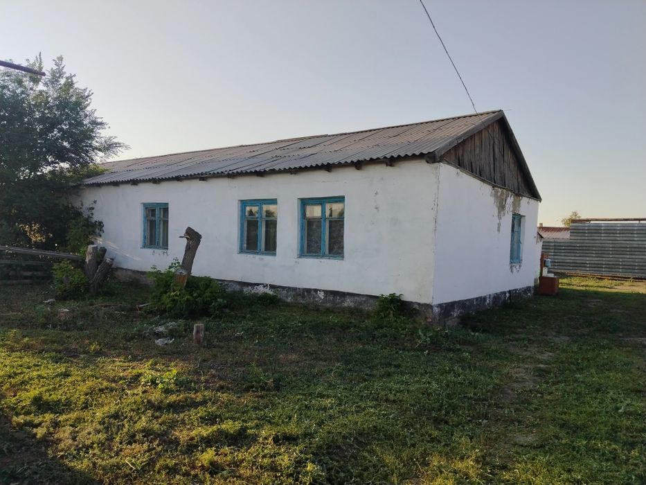 Ақкөл ауылында  үй саттылады