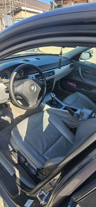 Urgent 2600 euro  bmw e90 acte valabil bg