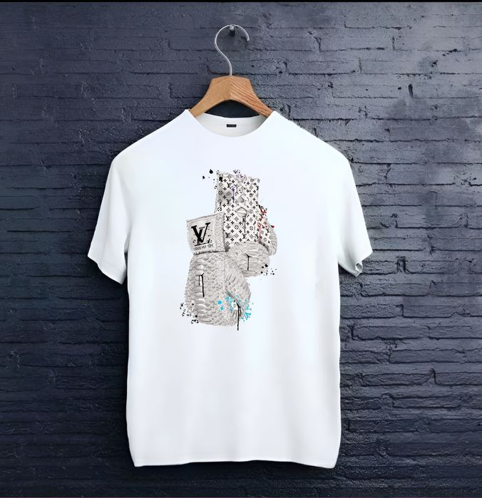 Louis Vuitton тениски