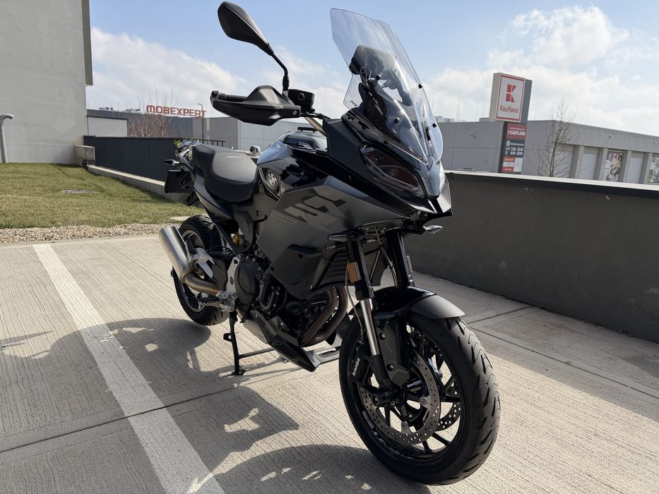 BMW F900XR Triple Black 2024