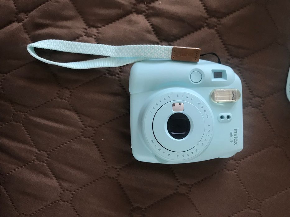 Instax mini 9 с калъф