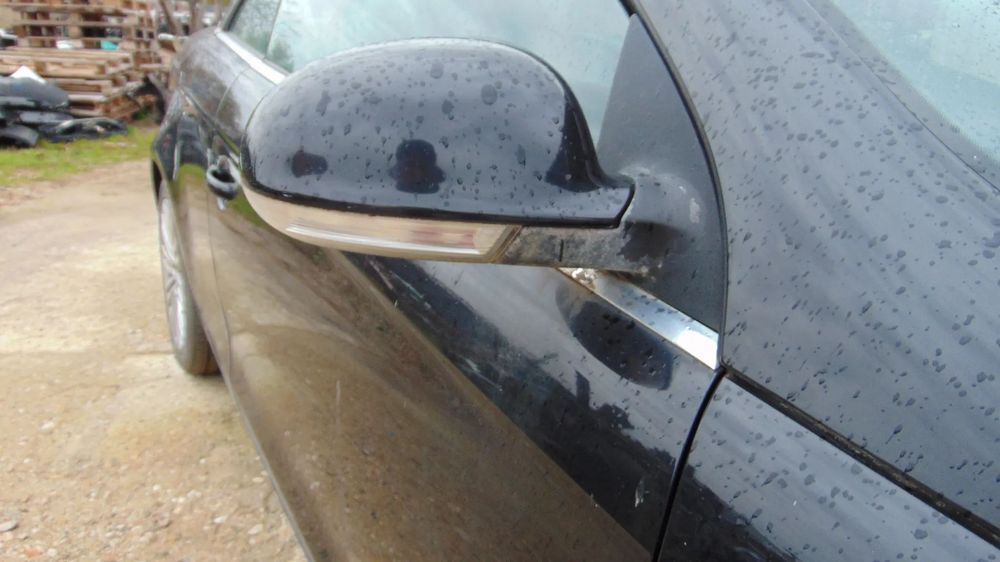 oglinda VW Eos 2006-2011 oglinzi stanga dreapta eos negre negru neagra dezmembrez eos 2.0fsi benzin