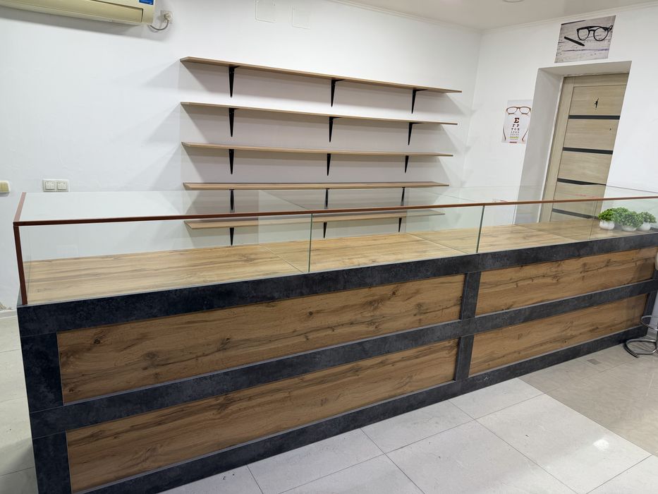 Витрины Продам 2/4