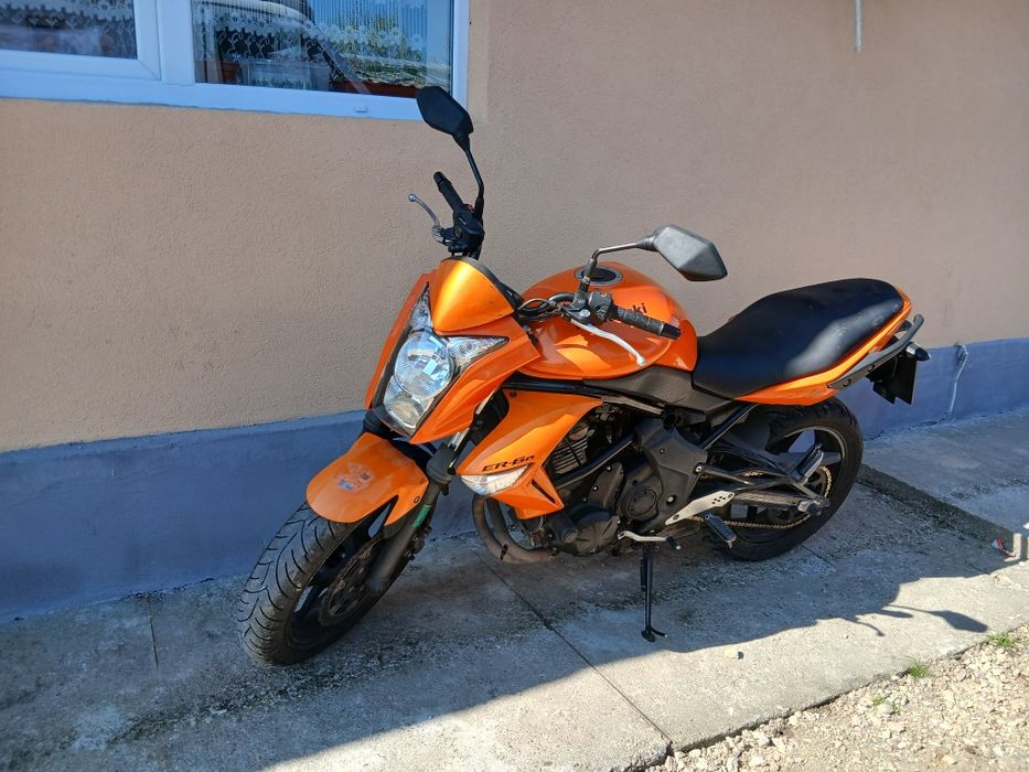 Kawasaki er6n 2011