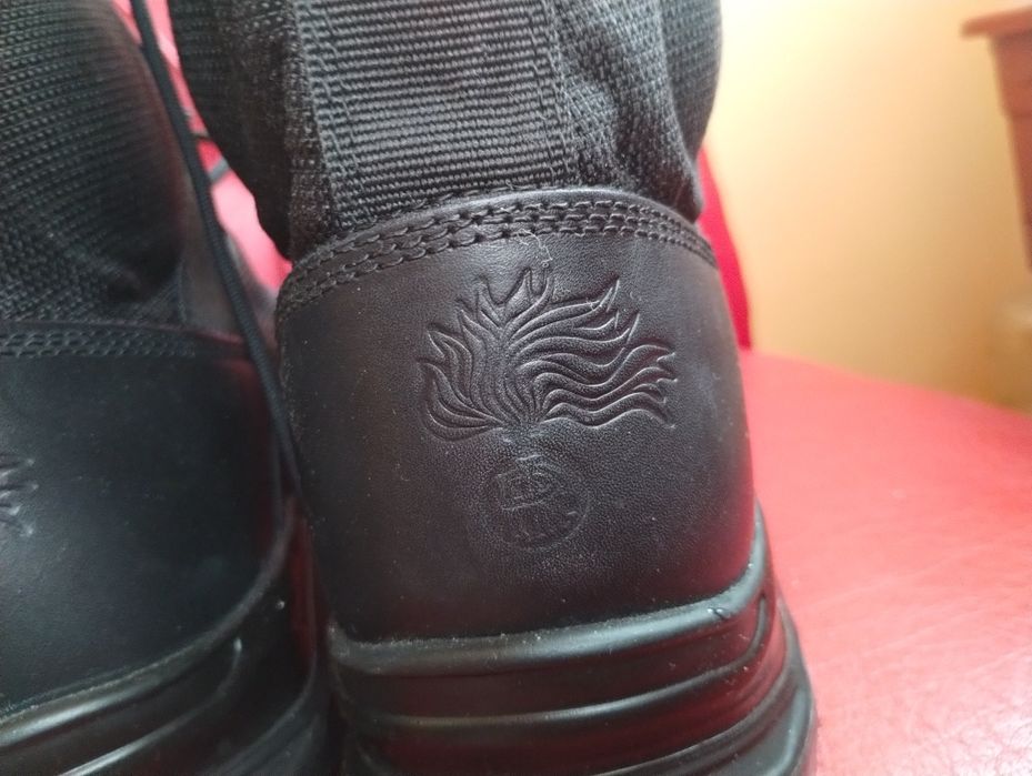 Bocanci italienesti carabinieri Vibram 44